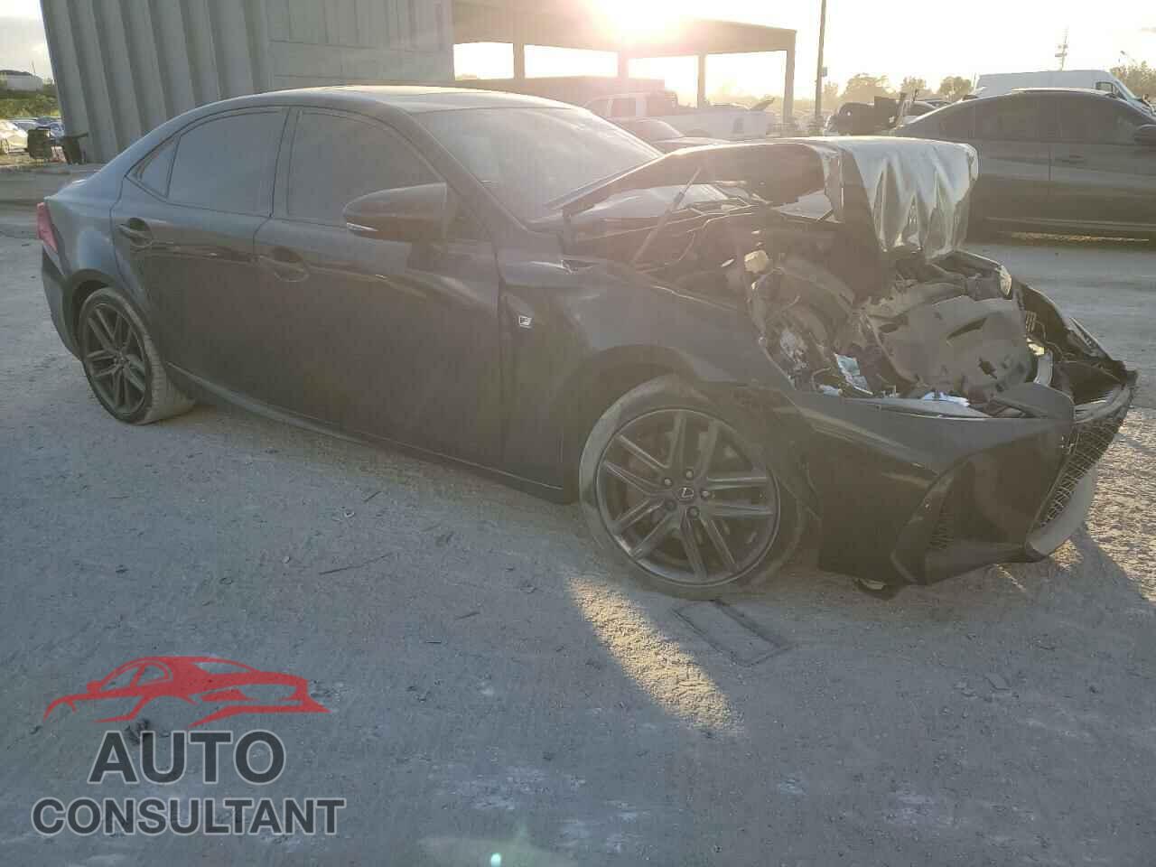 LEXUS IS 2018 - JTHBA1D24J5073835