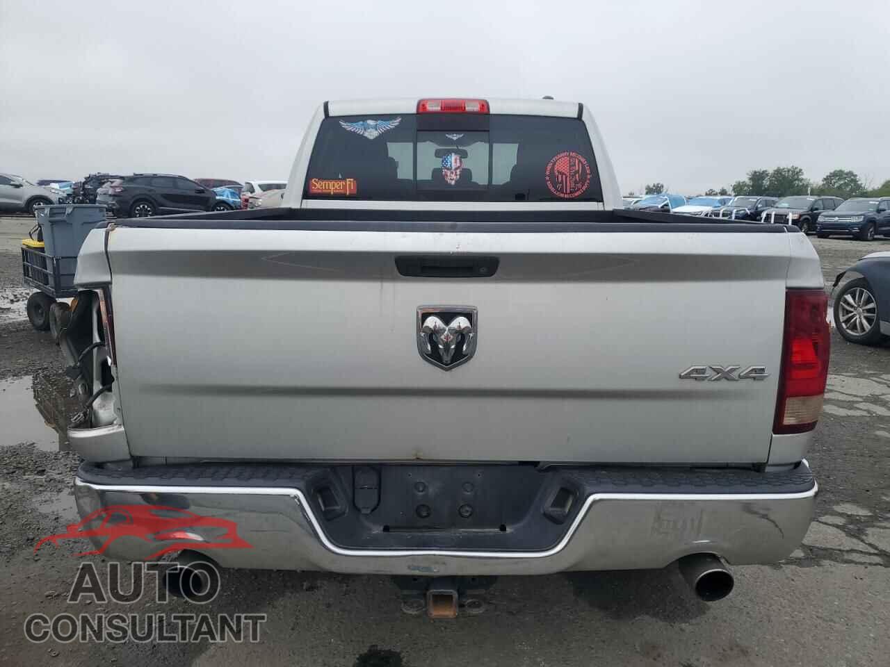 DODGE RAM 1500 2012 - 1C6RD7GT3CS326413