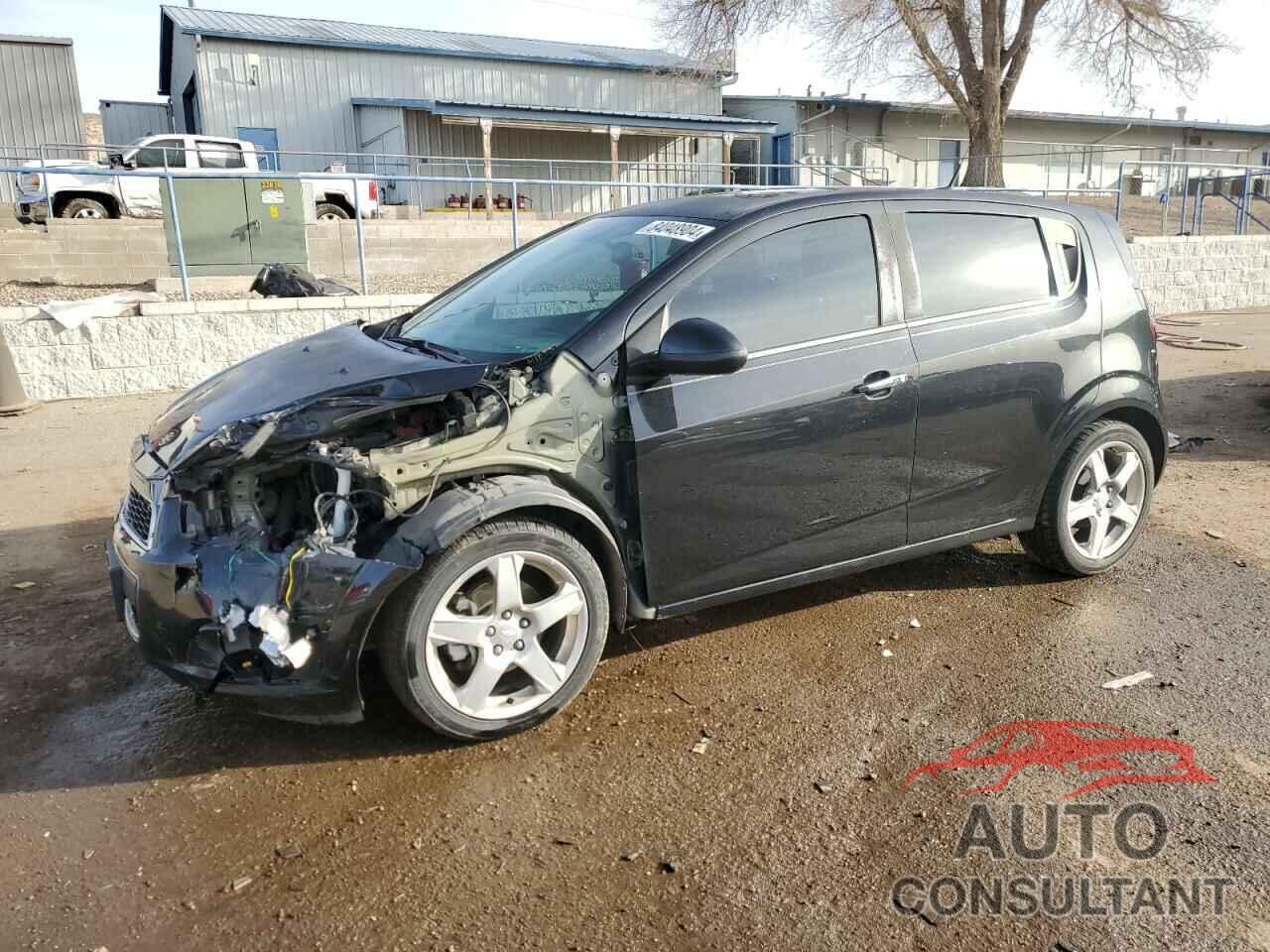 CHEVROLET SONIC 2013 - 1G1JE6SB4D4237444