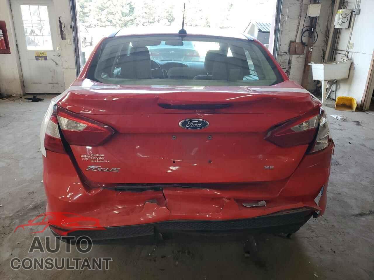 FORD FOCUS 2012 - 1FAHP3F28CL313833