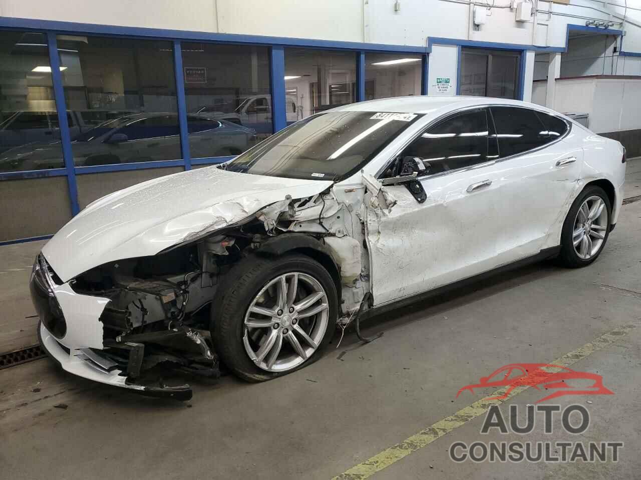 TESLA MODEL S 2015 - 5YJSA1H2XFF080919