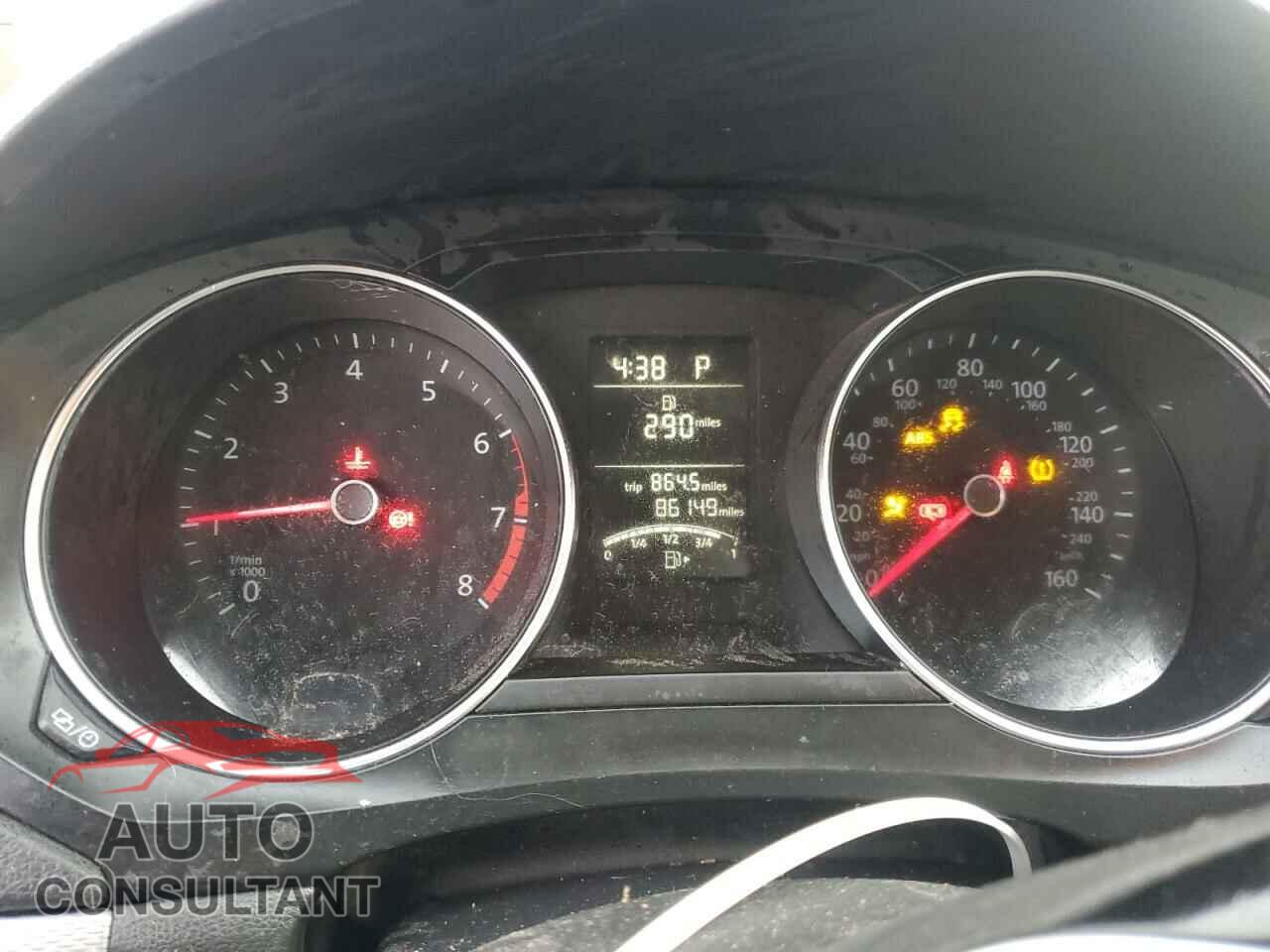 VOLKSWAGEN JETTA 2017 - 3VW2B7AJ4HM412933