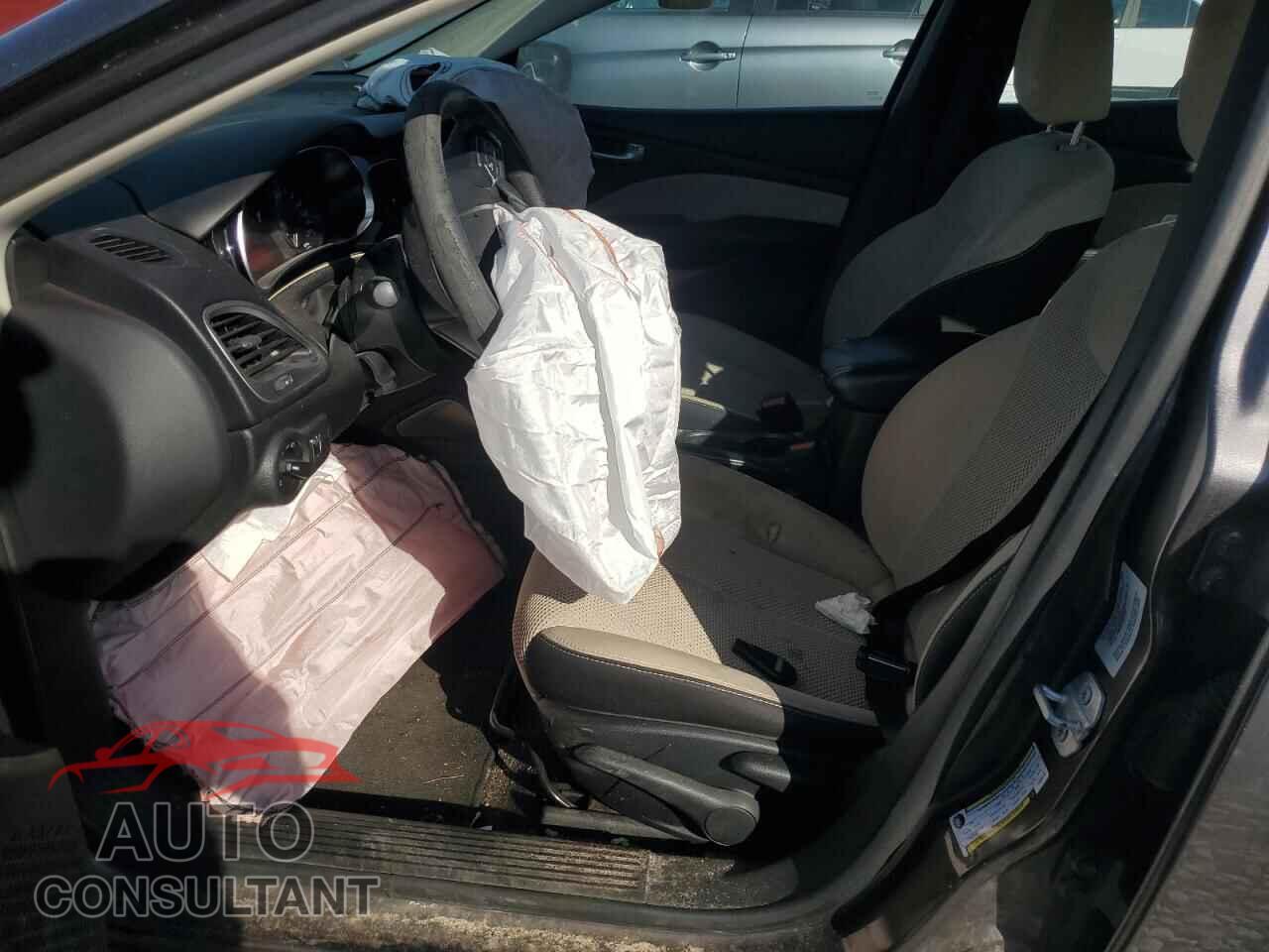 DODGE DART 2015 - 1C3CDFBB5FD308726