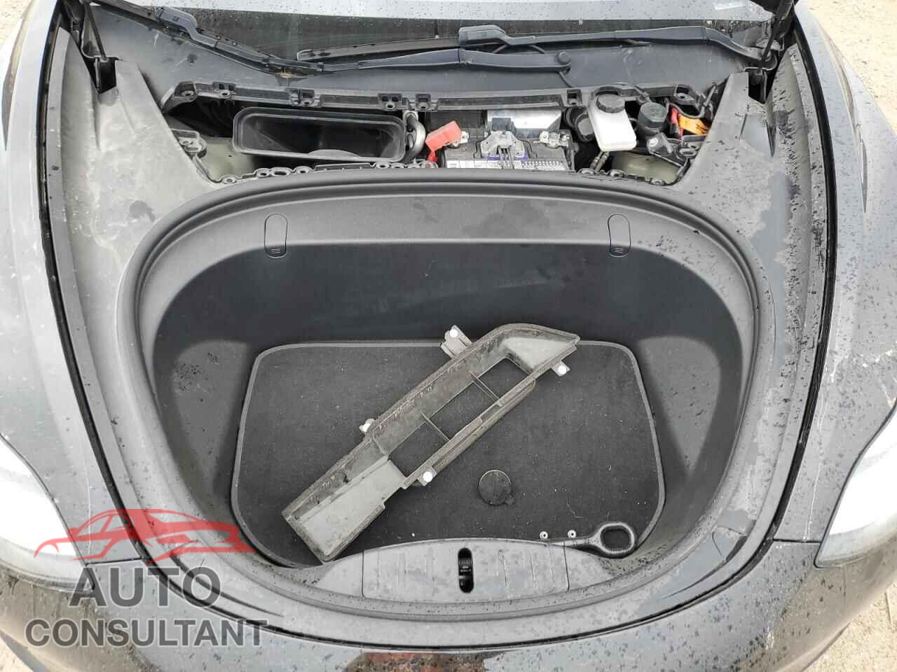TESLA MODEL 3 2018 - 5YJ3E1EB3JF144398