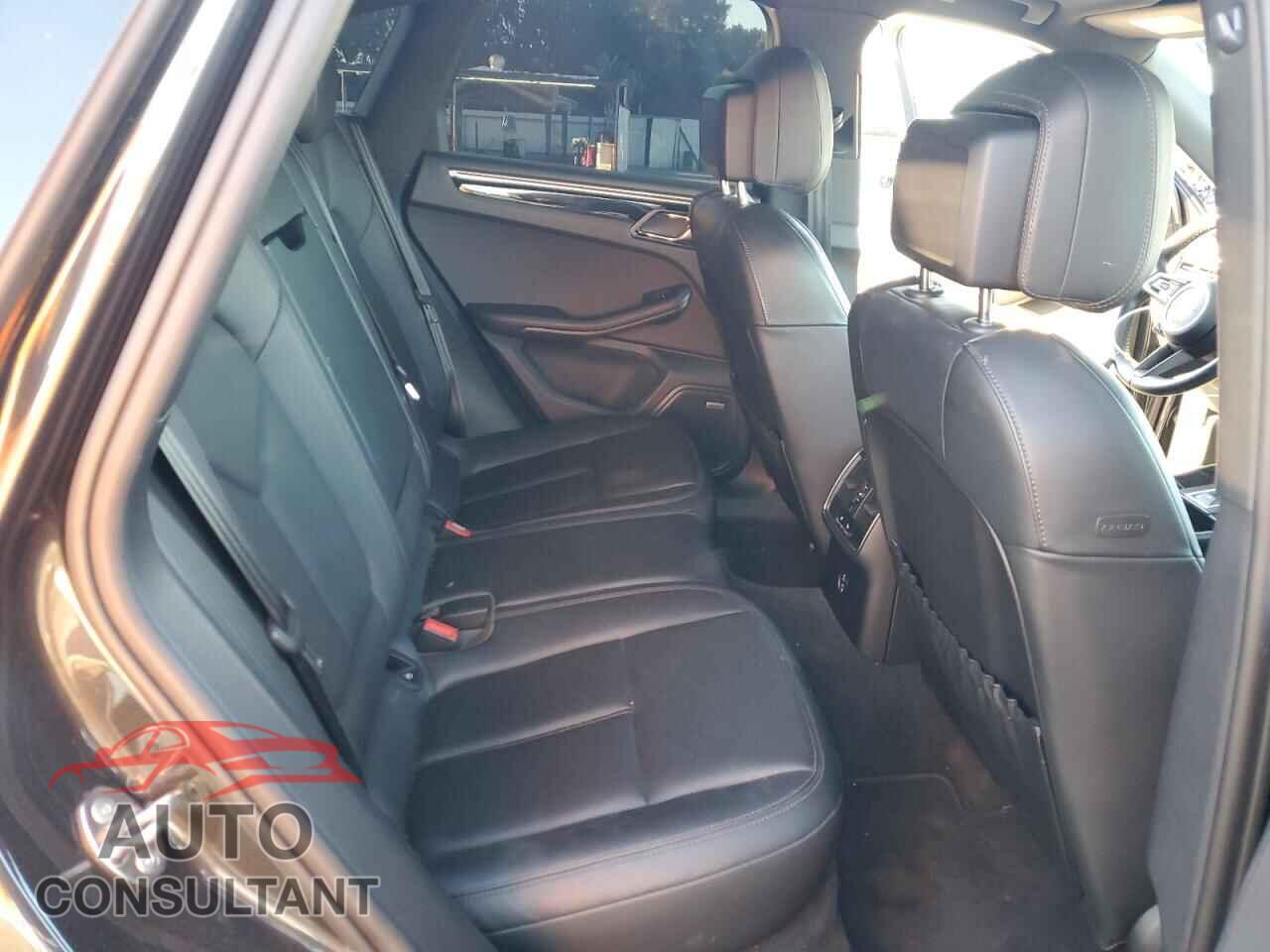 PORSCHE MACAN BASE 2024 - WP1AA2A52RLB02210