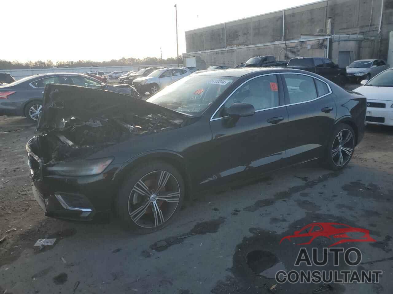 VOLVO S60 2019 - 7JR102FL9KG006103