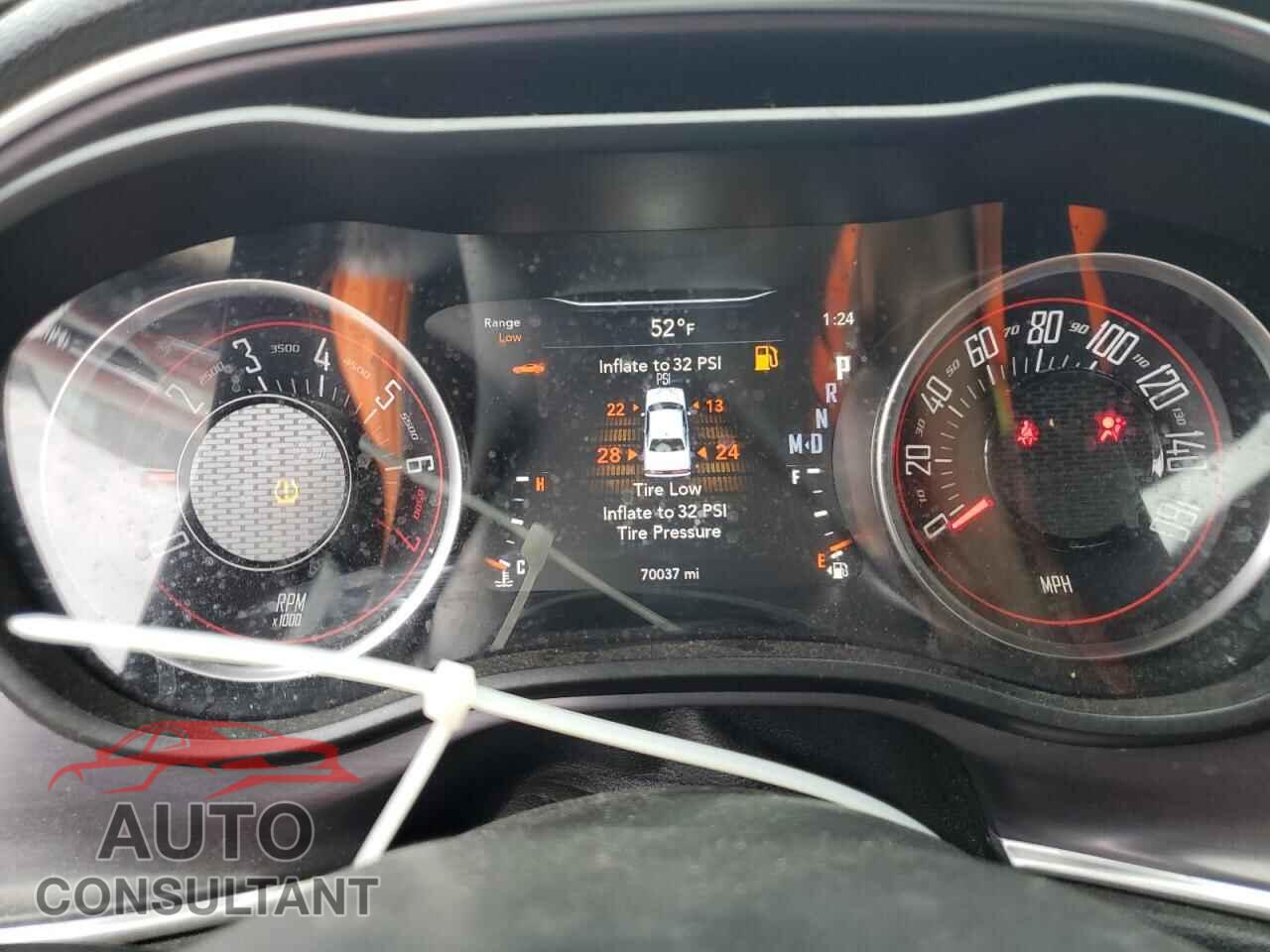 DODGE CHALLENGER 2018 - 2C3CDZAG1JH317563