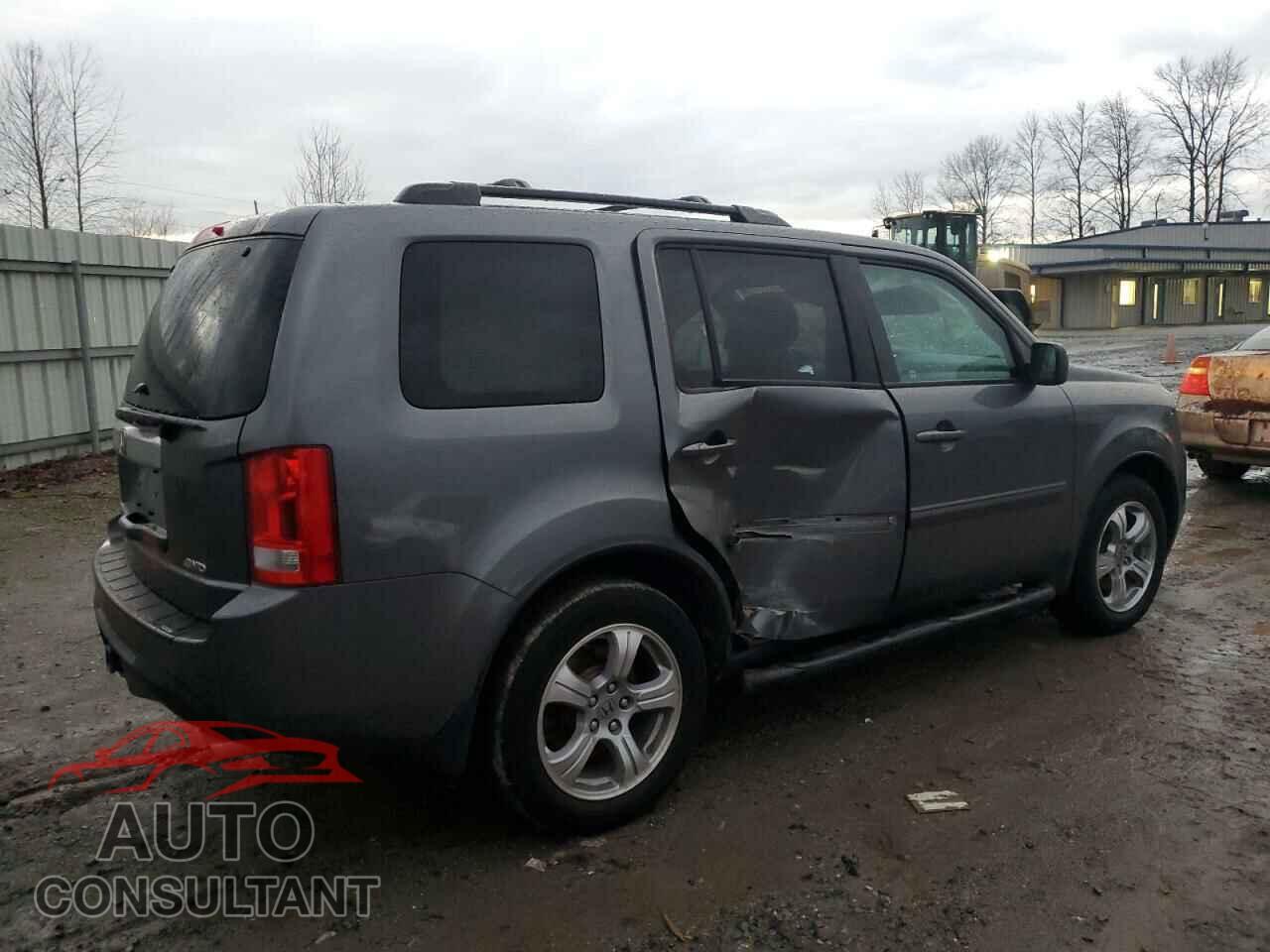 HONDA PILOT 2013 - 5FNYF4H69DB001768