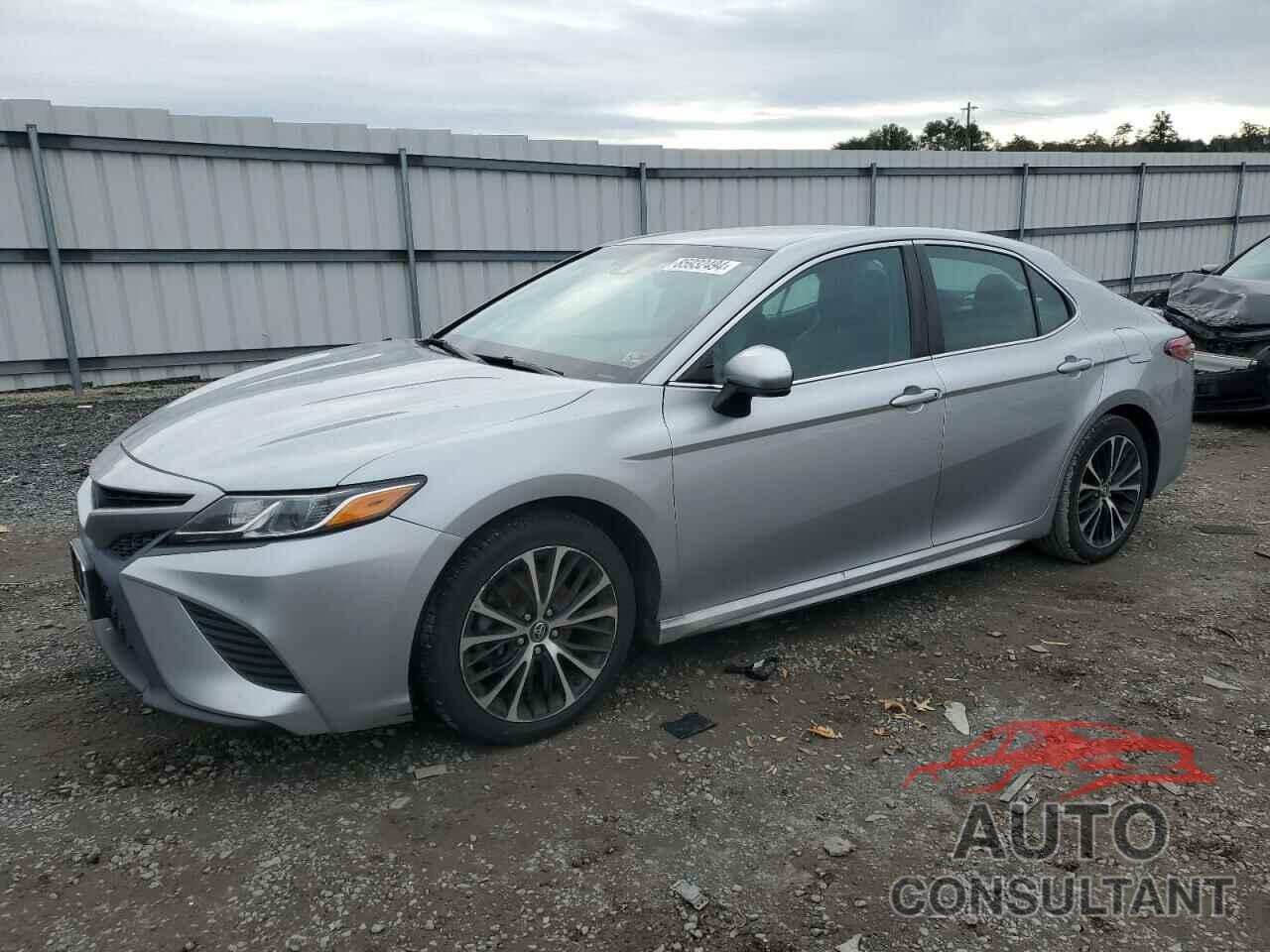 TOYOTA CAMRY 2018 - 4T1B11HKXJU109623