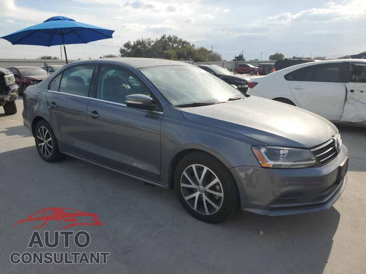 VOLKSWAGEN JETTA 2017 - 3VWDB7AJ1HM366373