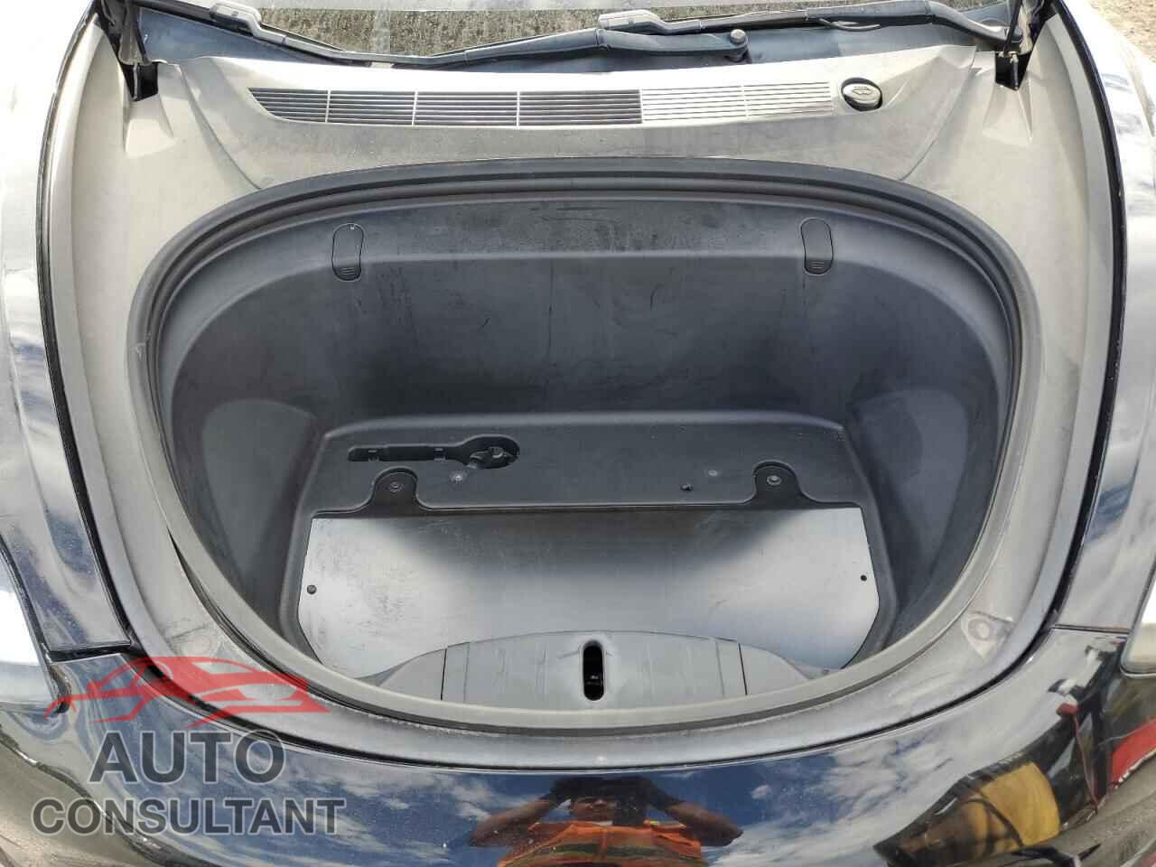 TESLA MODEL 3 2019 - 5YJ3E1EA7KF304596