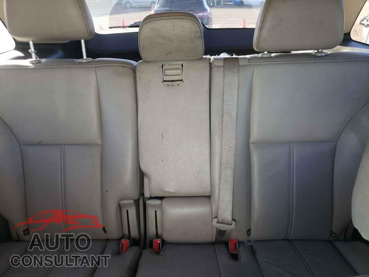 FORD EDGE 2011 - 2FMDK3JC7BBB38377