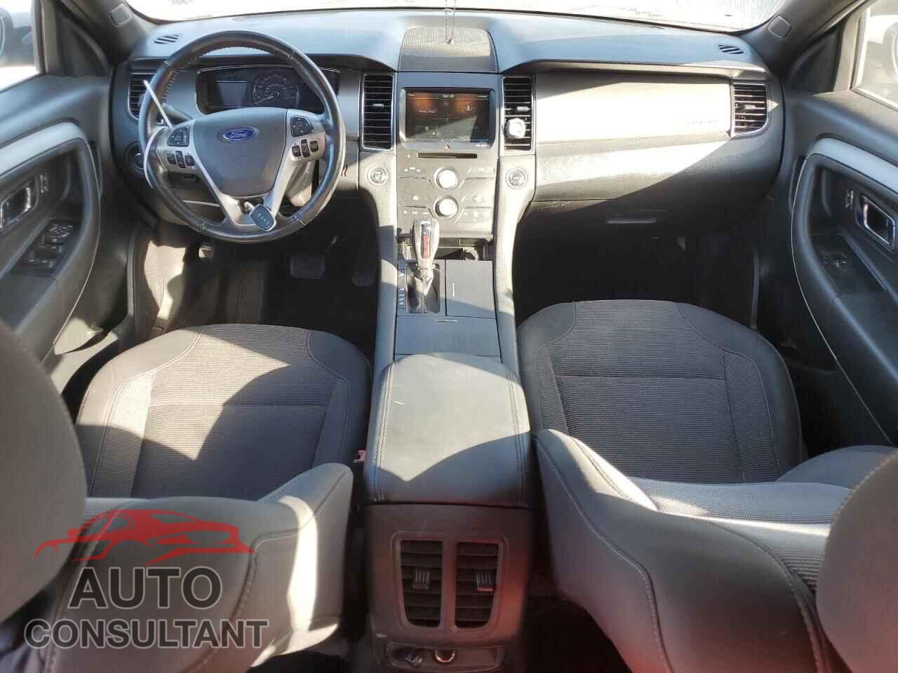 FORD TAURUS 2015 - 1FAHP2E86FG150225
