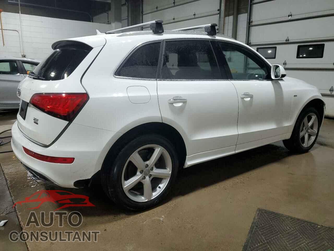 AUDI Q5 2017 - WA1M2AFP0HA044487