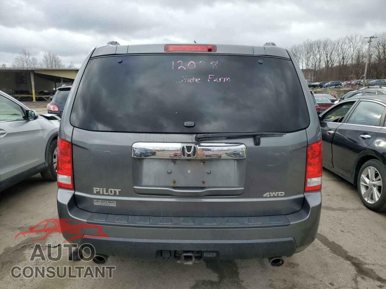 HONDA PILOT 2011 - 5FNYF4H50BB020066
