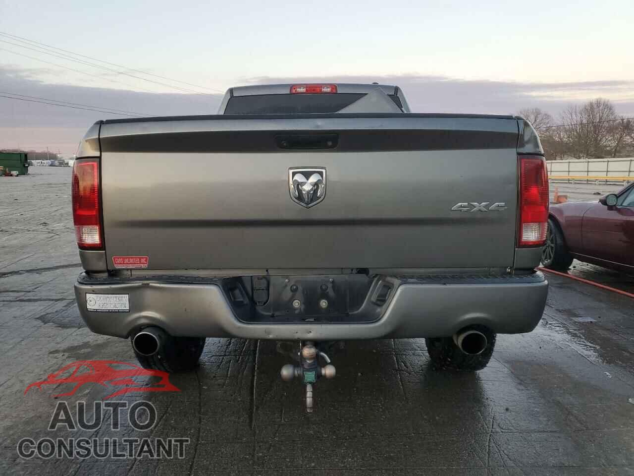 DODGE RAM 1500 2012 - 1C6RD7FT5CS227769
