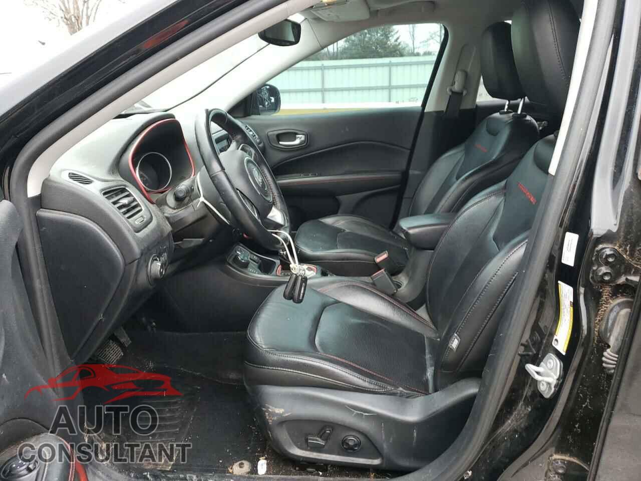 JEEP COMPASS 2018 - 3C4NJDDB6JT238221