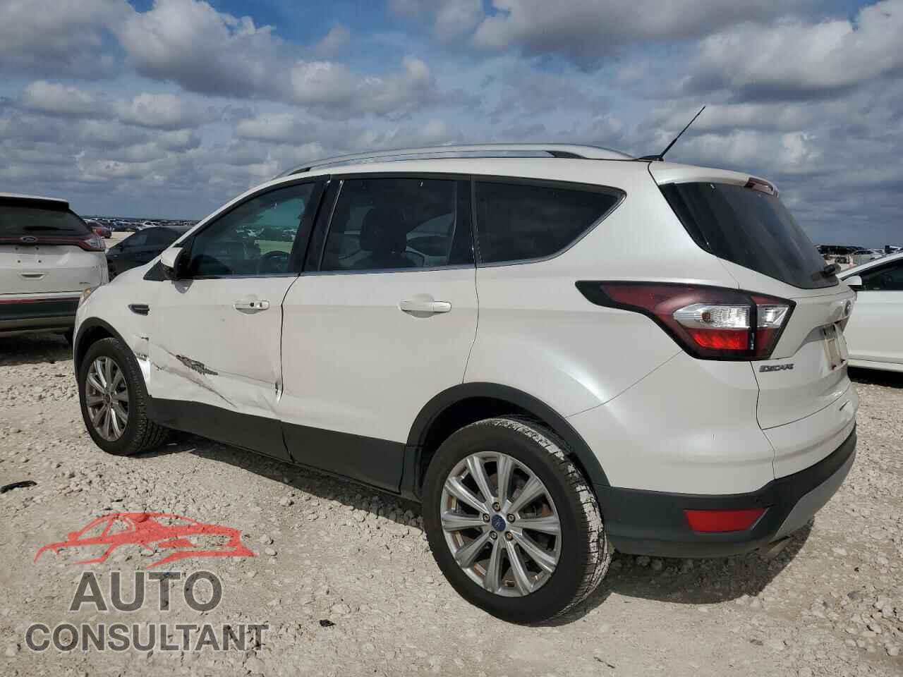 FORD ESCAPE 2017 - 1FMCU9JD4HUB38826