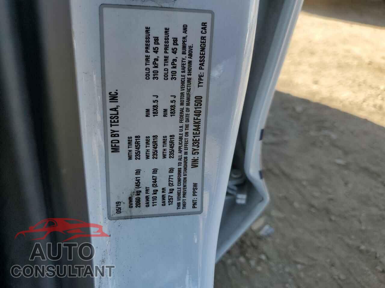 TESLA MODEL 3 2019 - 5YJ3E1EA4KF401500