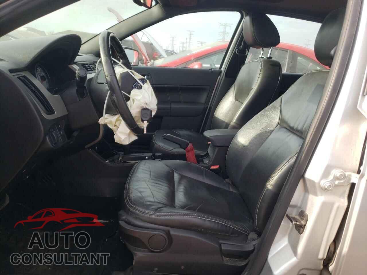 FORD FOCUS 2011 - 1FAHP3GN4BW135523