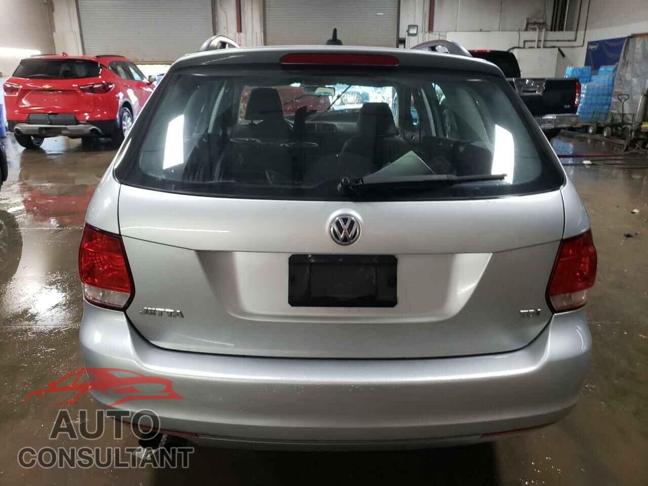 VOLKSWAGEN JETTA 2012 - 3VWPL7AJ2CM631465
