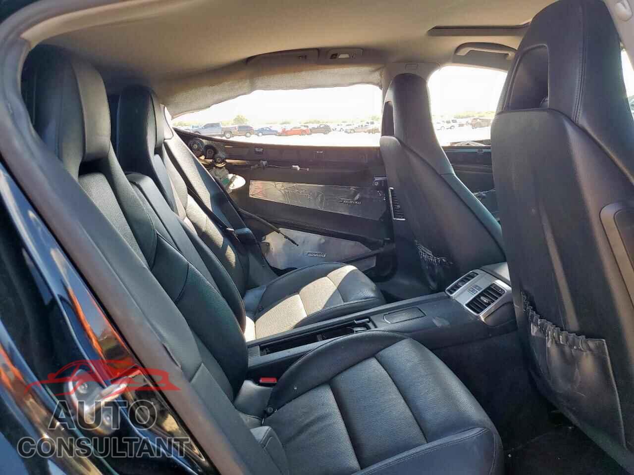 PORSCHE PANAMERA 2014 - WP0AA2A78EL015232