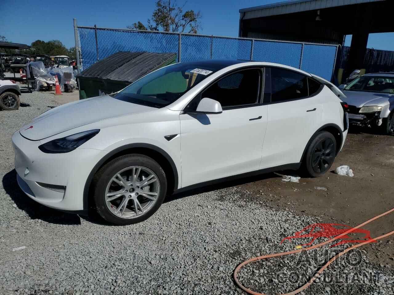 TESLA MODEL Y 2023 - 7SAYGDEE0PA083662