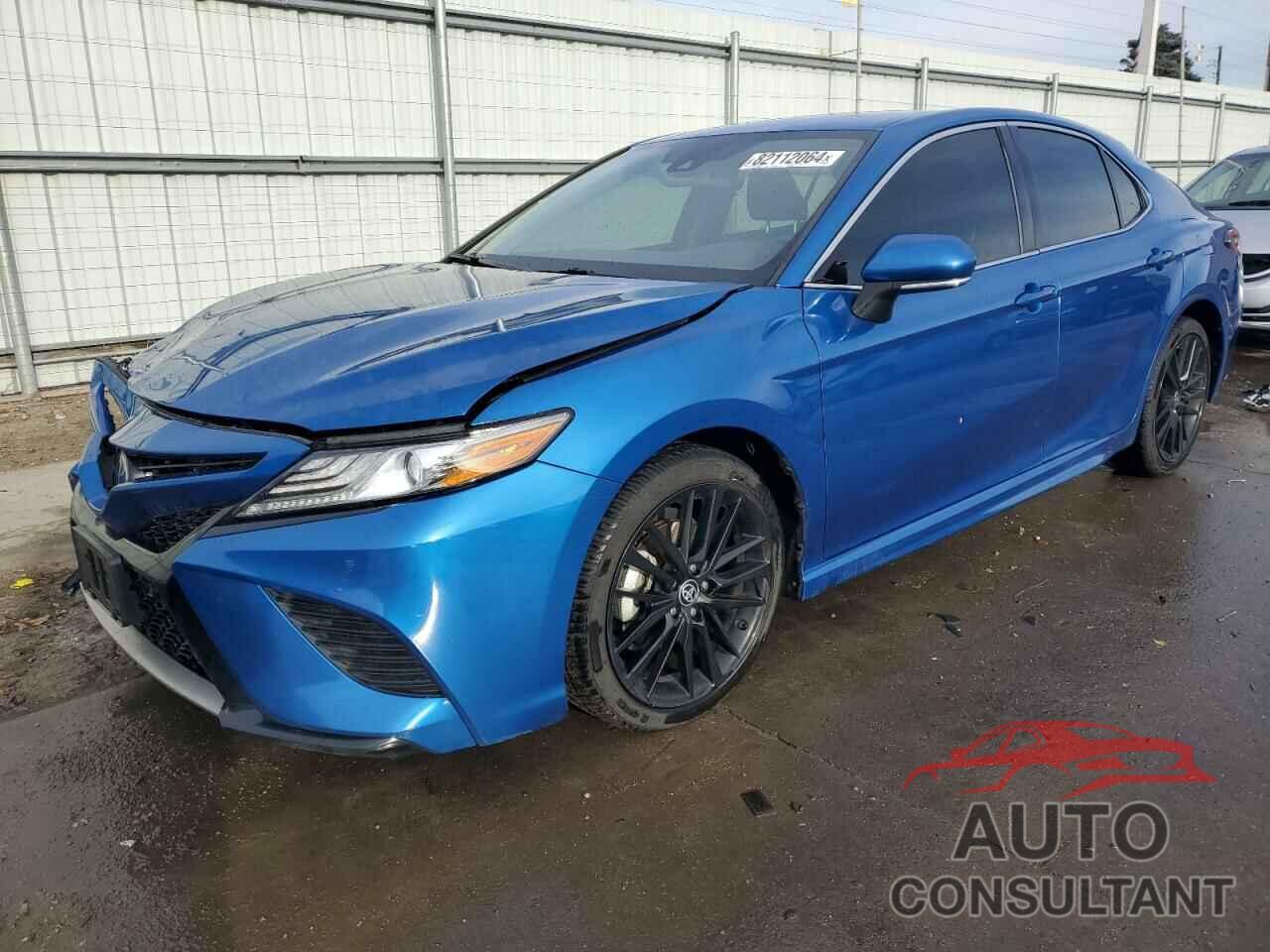 TOYOTA CAMRY 2018 - 4T1B61HK1JU074391