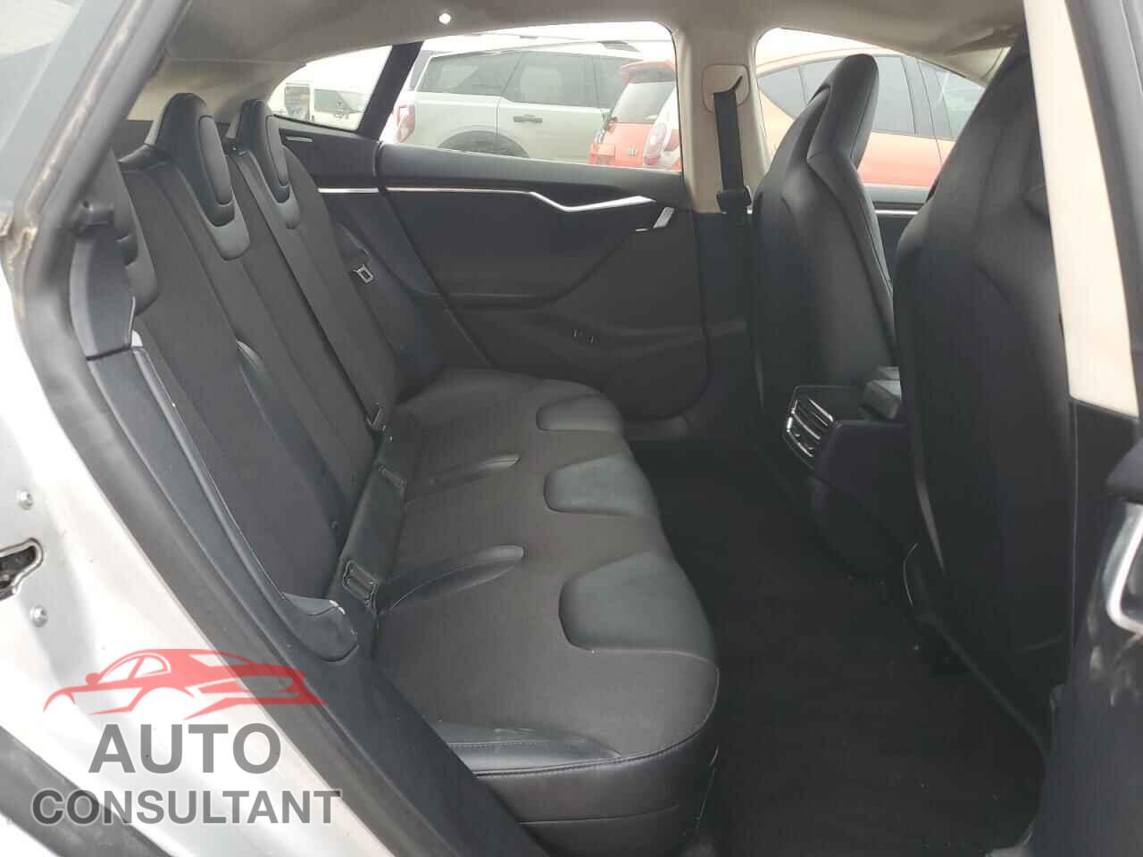 TESLA MODEL S 2013 - 5YJSA1CG8DFP09285