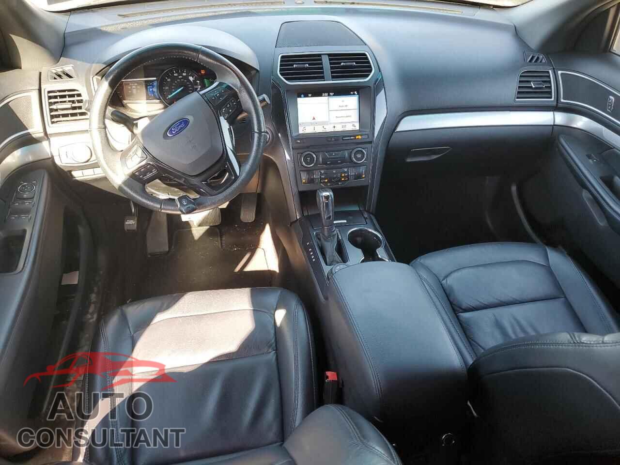FORD EXPLORER 2017 - 1FM5K8D88HGA92357