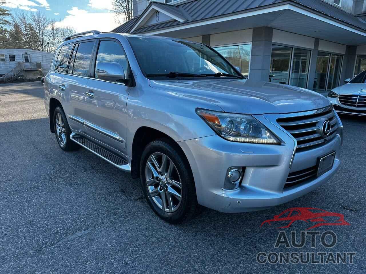 LEXUS LX570 2013 - JTJHY7AXXD4091614