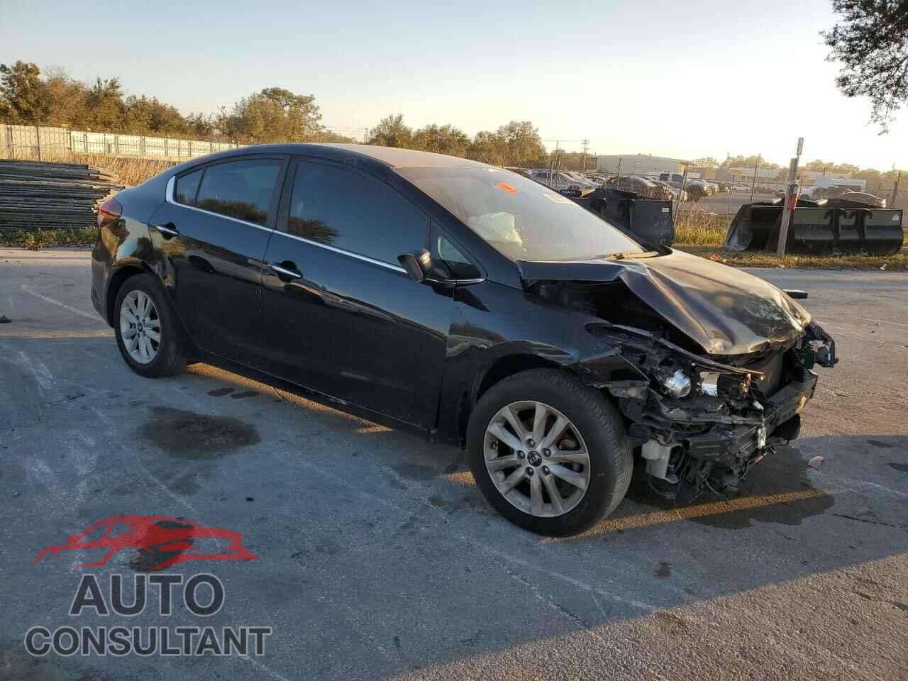 KIA FORTE 2017 - 3KPFL4A77HE009964