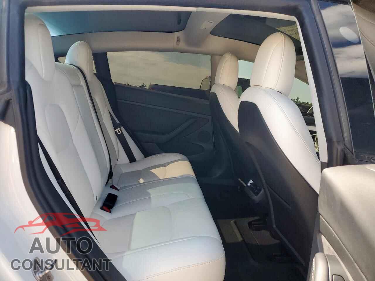 TESLA MODEL 3 2021 - 5YJ3E1EA7MF025958