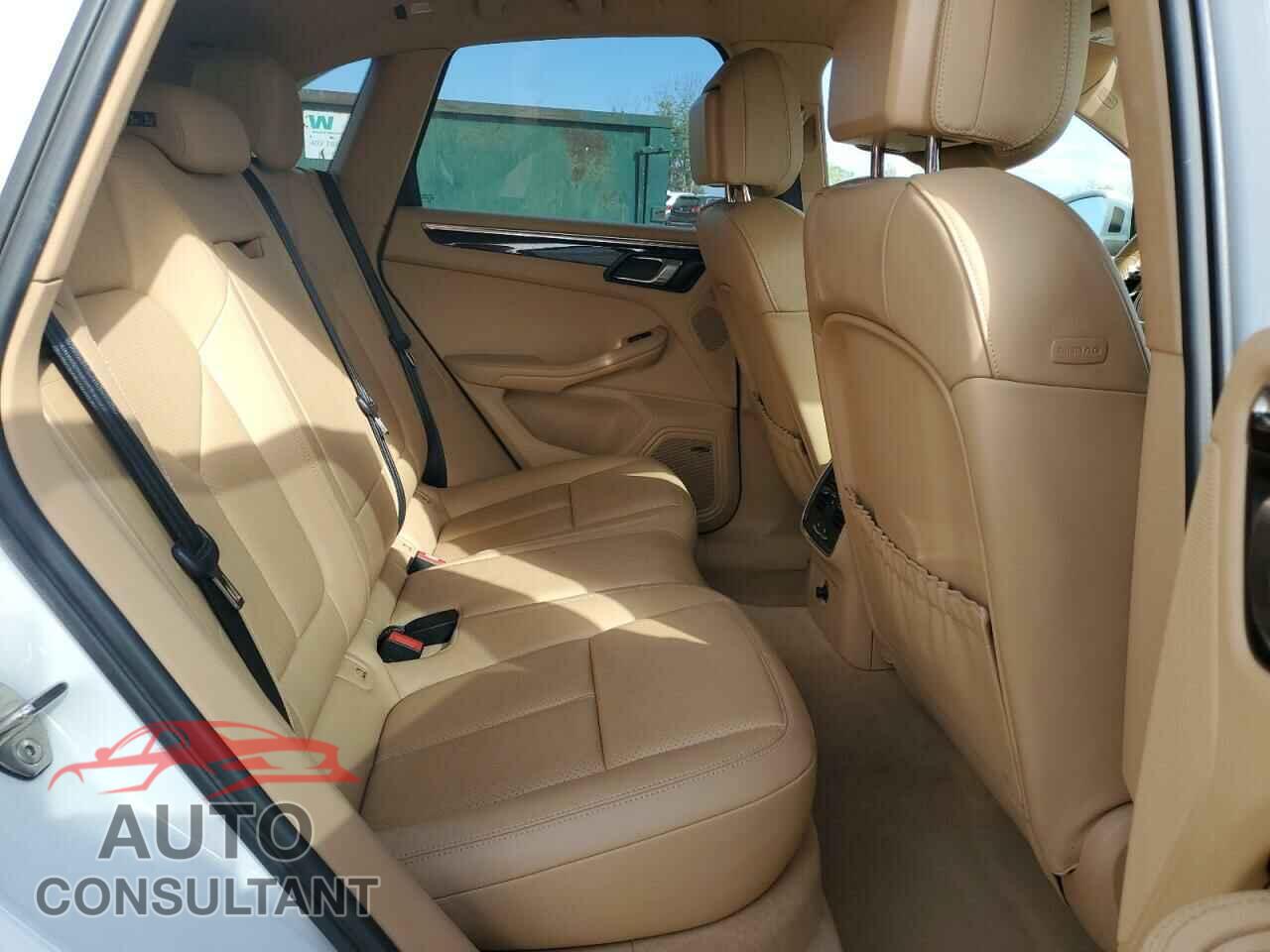 PORSCHE MACAN 2015 - WP1AB2A57FLB67790