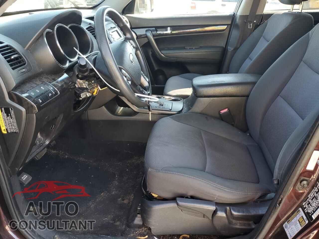 KIA SORENTO 2013 - 5XYKTDA20DG309863