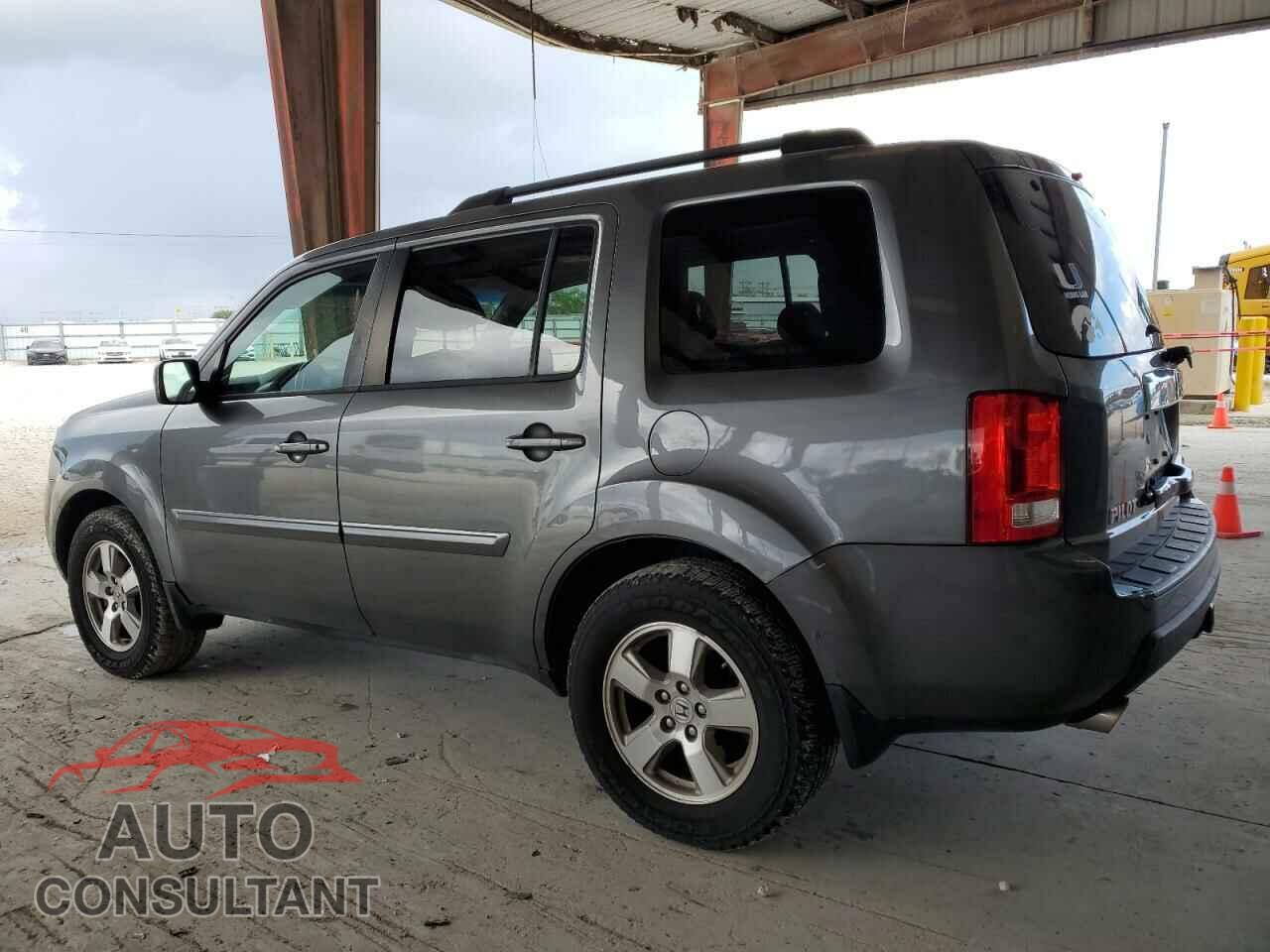 HONDA PILOT 2011 - 5FNYF4H63BB056357