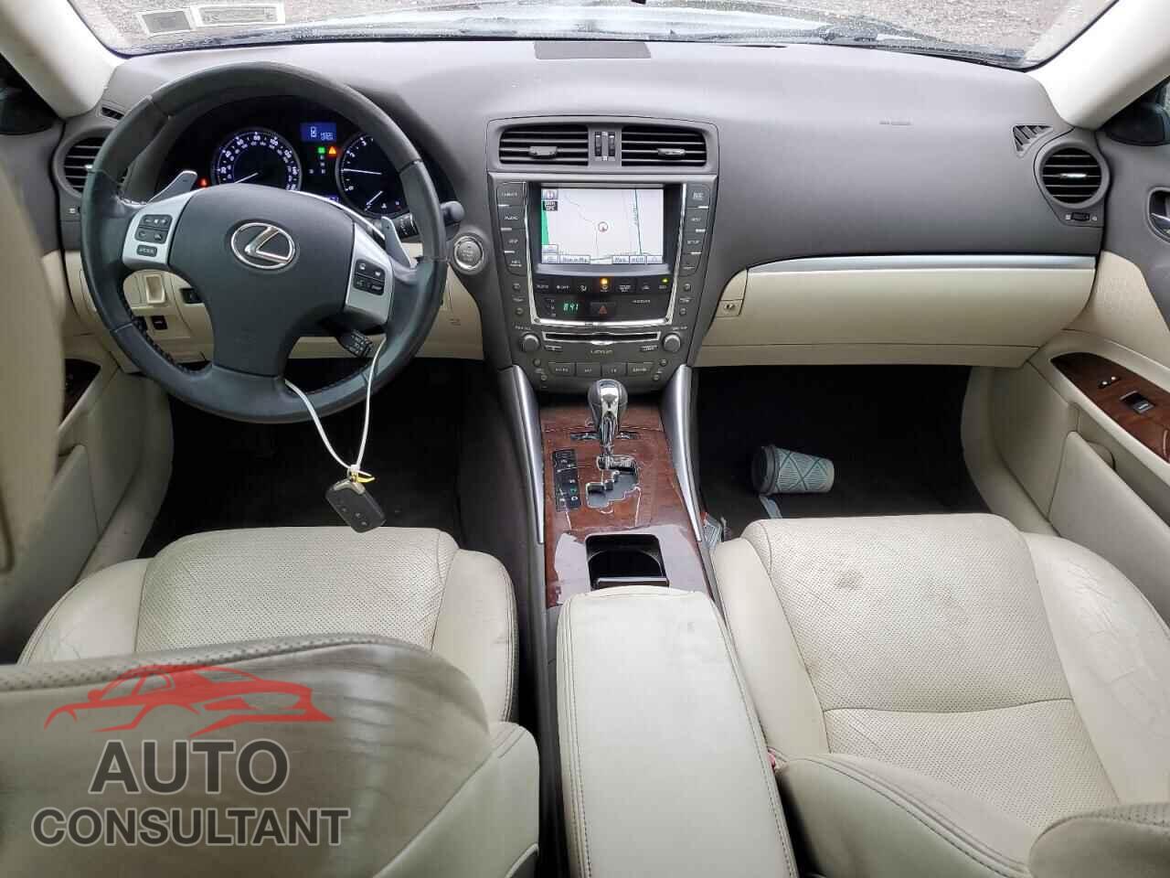 LEXUS IS 2011 - JTHBF5C28B5140447