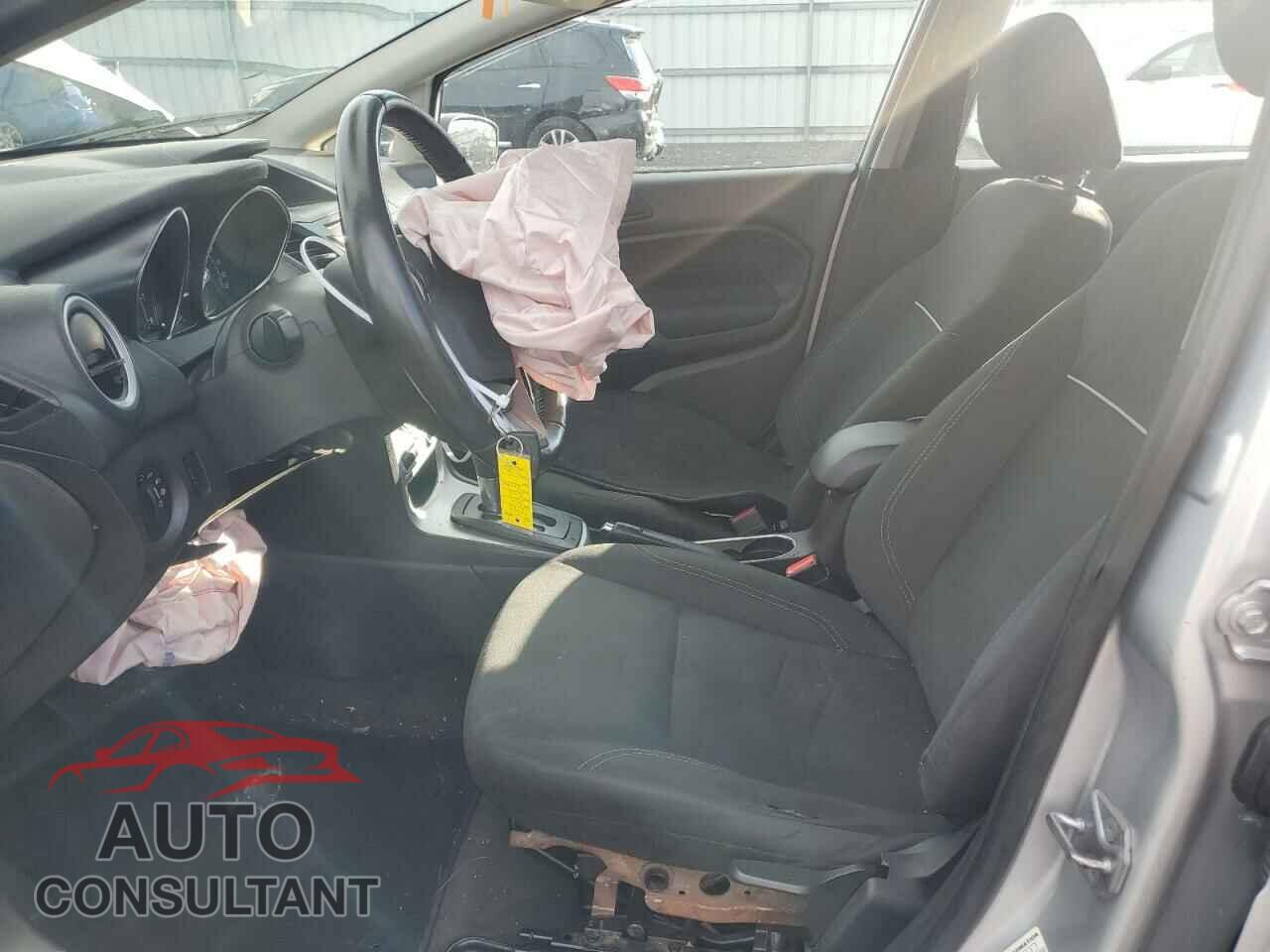 FORD FIESTA 2014 - 3FADP4EJ6EM196655