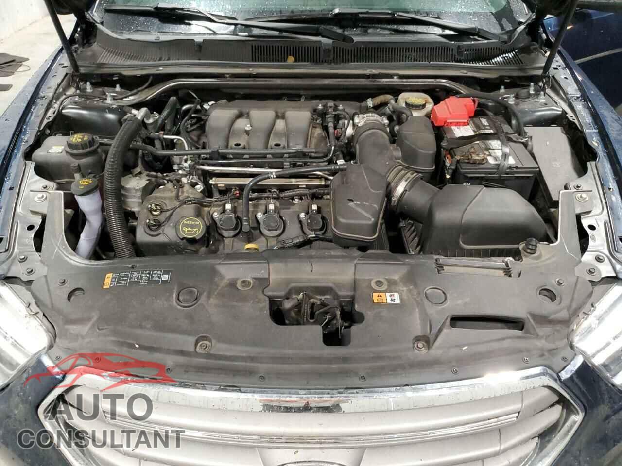 FORD TAURUS 2017 - 1FAHP2E85HG125030