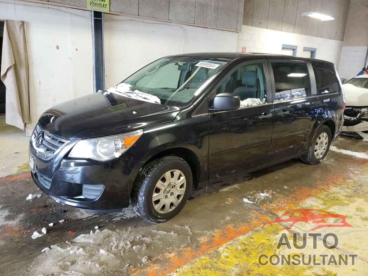 VOLKSWAGEN ROUTAN 2011 - 2V4RW4DG2BR670703