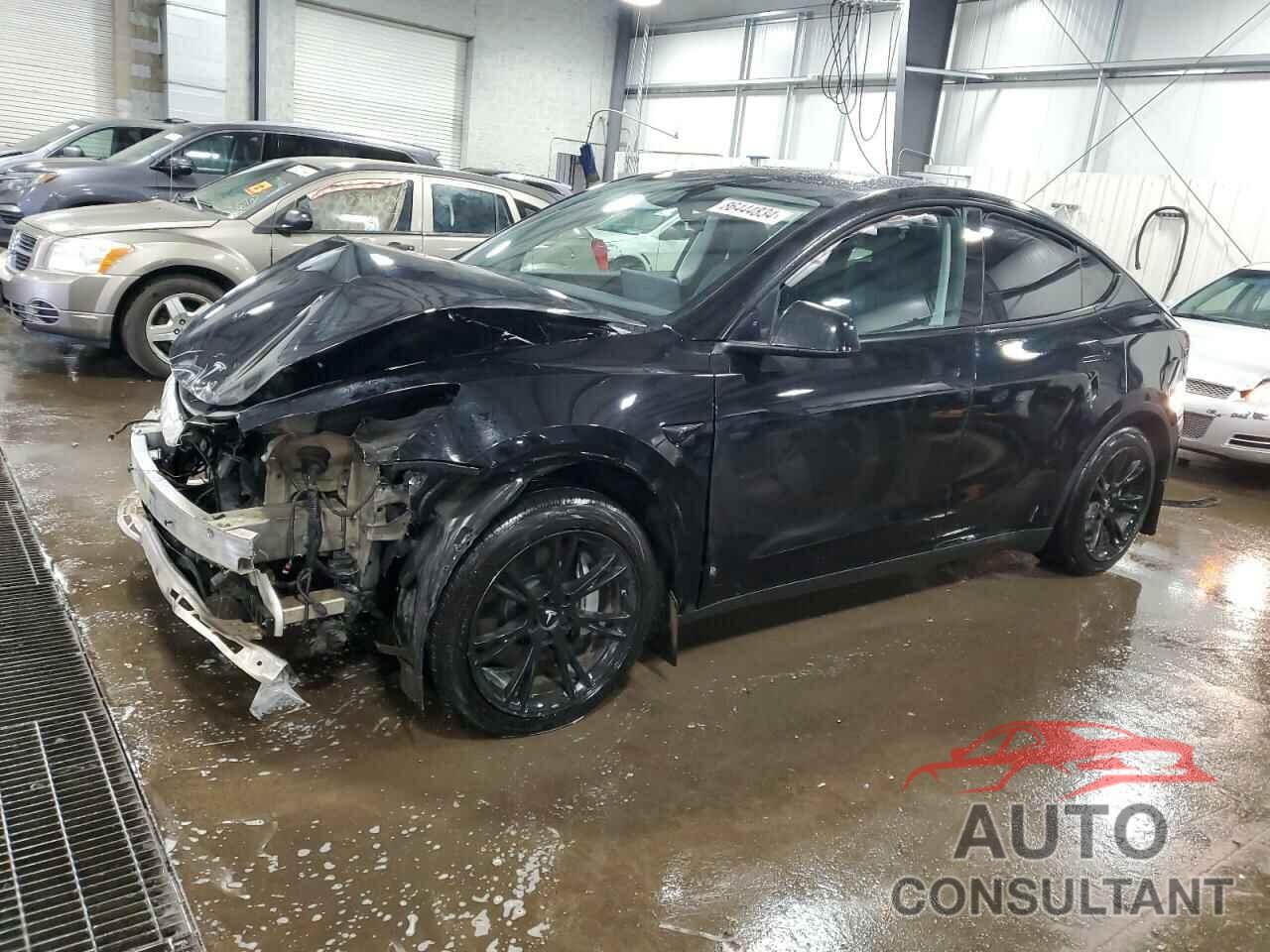 TESLA MODEL Y 2023 - 7SAYGAEE6PF870780