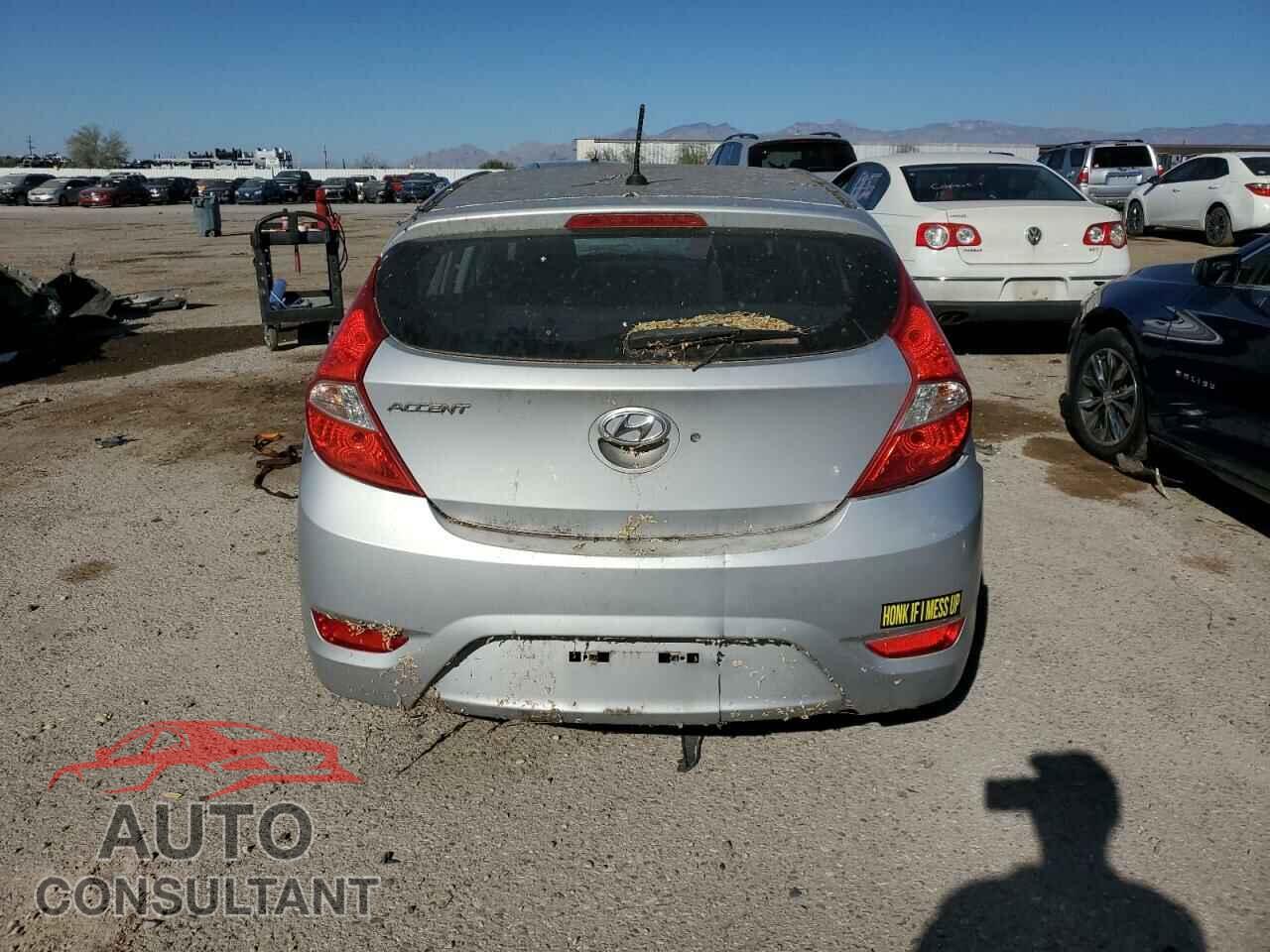 HYUNDAI ACCENT 2015 - KMHCT5AE6FU212104