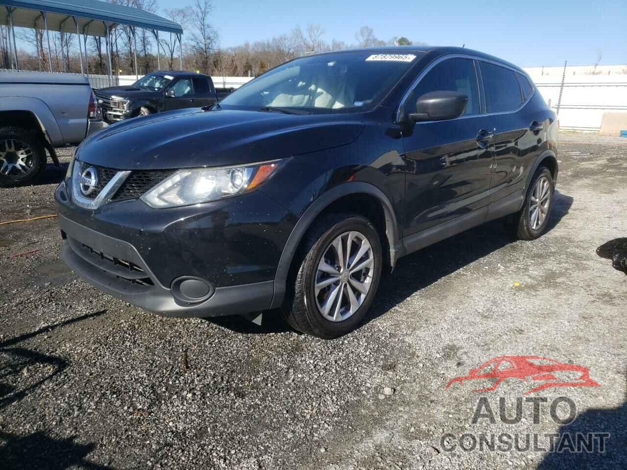 NISSAN ROGUE 2017 - JN1BJ1CP1HW025909