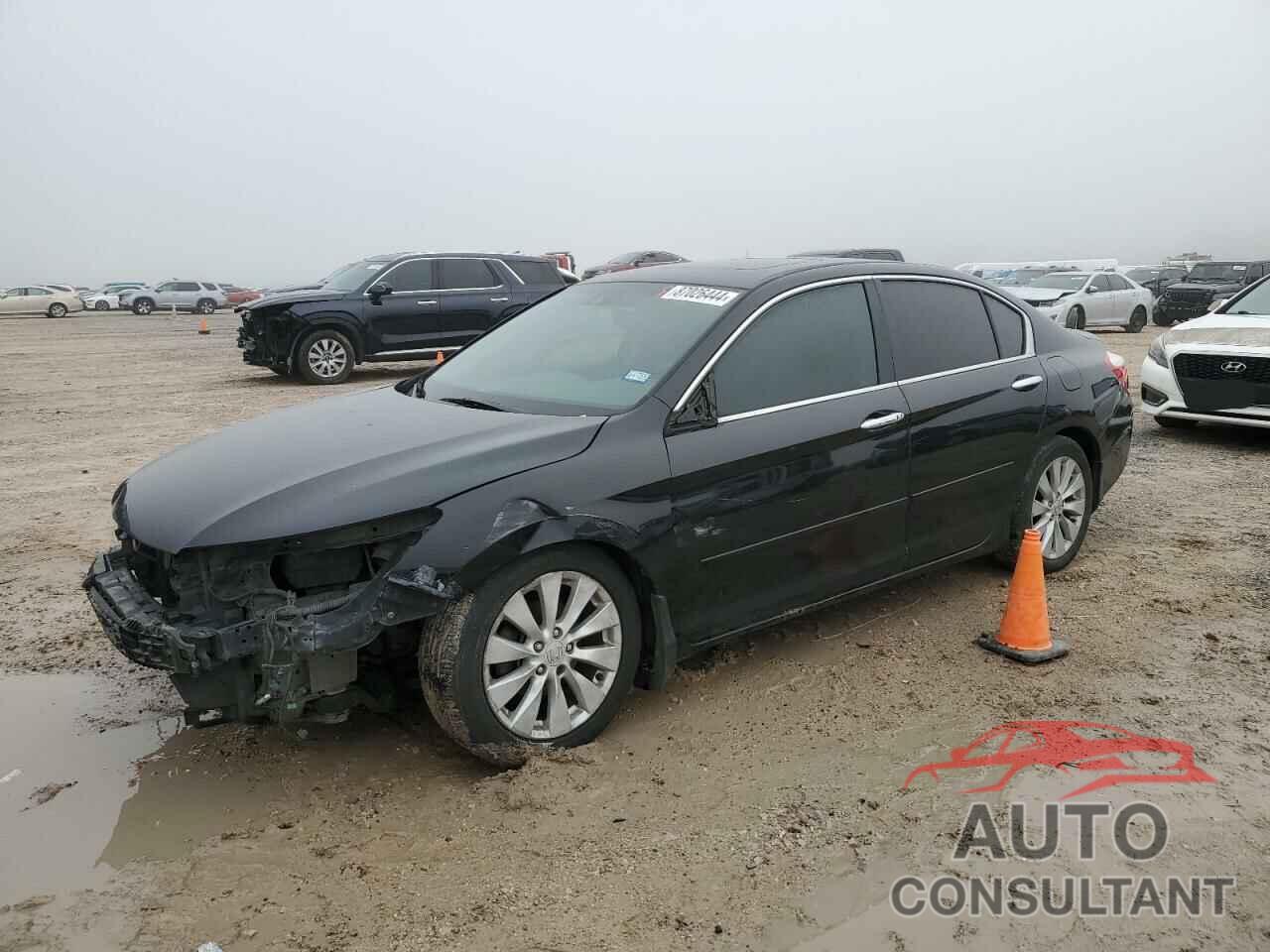 HONDA ACCORD 2013 - 1HGCR3F88DA025005