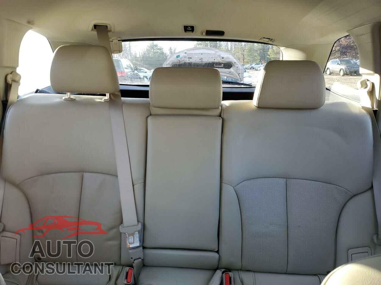 SUBARU OUTBACK 2011 - 4S4BRBKC9B3362715