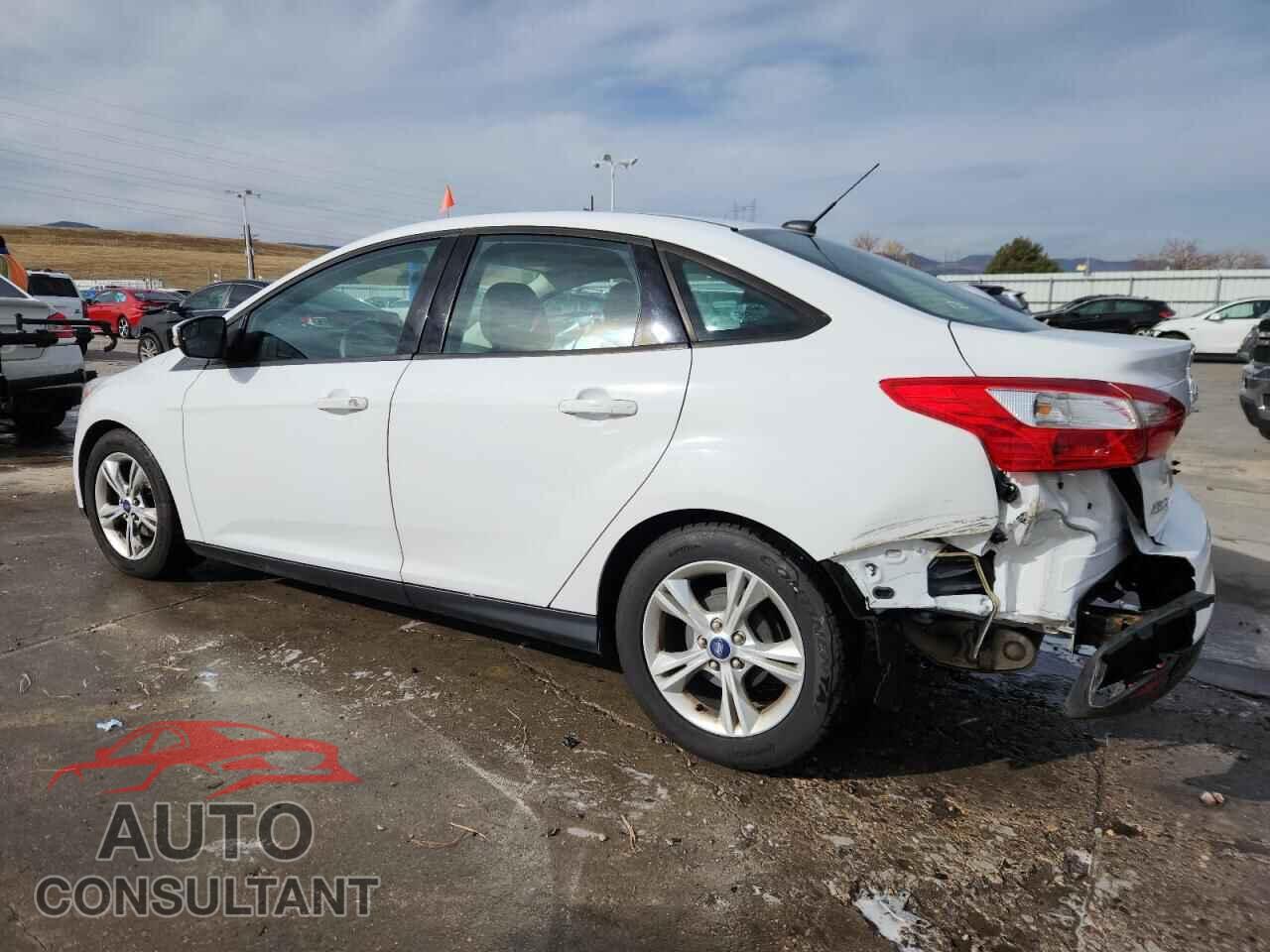 FORD FOCUS 2014 - 1FADP3F21EL143994