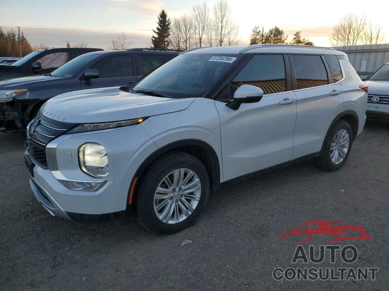 MITSUBISHI OUTLANDER 2022 - JA4J4UA88NZ617986