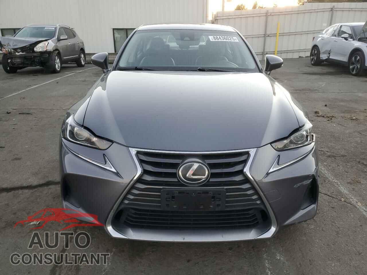 LEXUS IS 2017 - JTHBA1D29H5060542