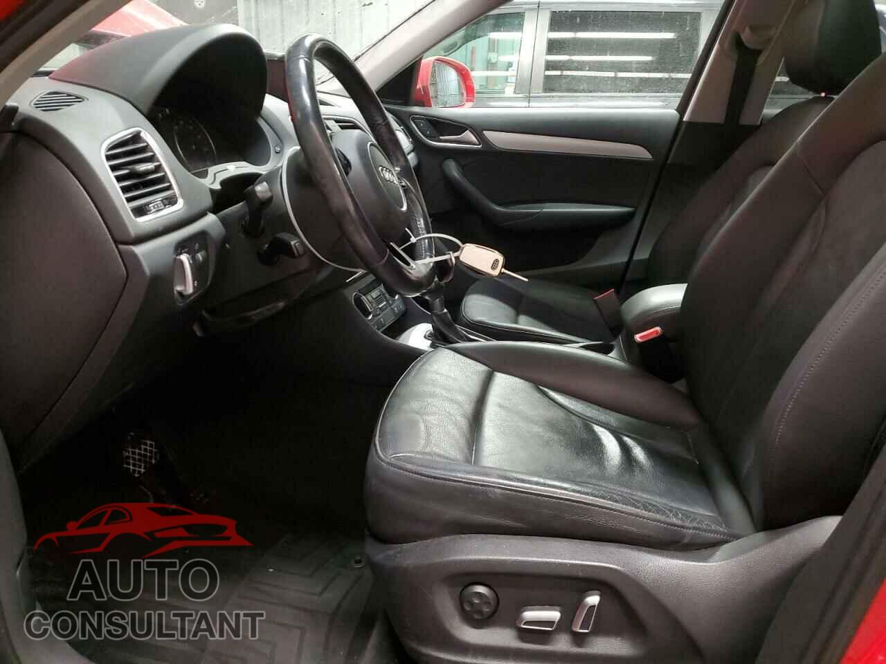 AUDI Q3 2017 - WA1ECCFS8HR013037