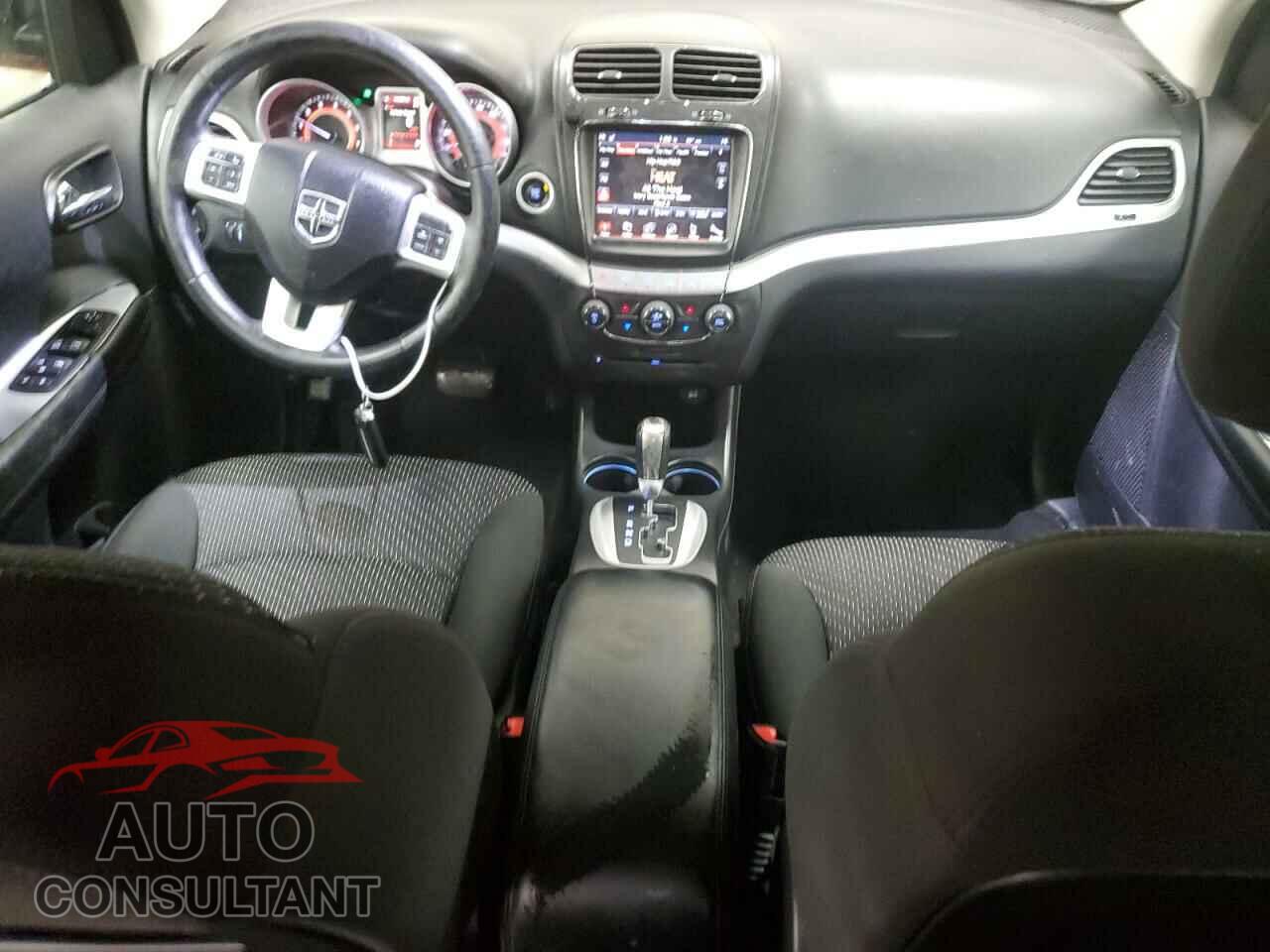DODGE JOURNEY 2016 - 3C4PDCCG8GT201882